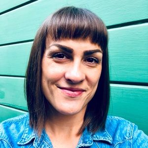 Meet your Posher, Jillian